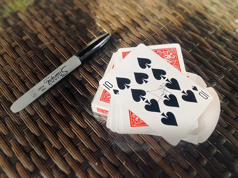 Jumping Signed Card Magic Tric - Party Games Easy 评论和价格